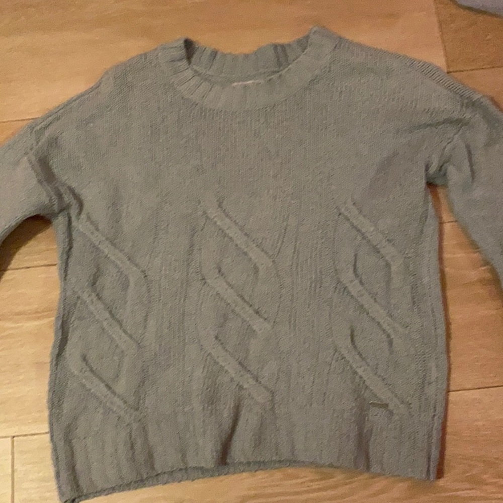 hollister sweater
